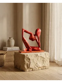 Dekoratif Düşünen İnsan Heykeli Kırmızı 21x21 cm – Soyut Figür Biblo, Modern Masaüstü ve Konsol Üstü Dekor Objesi