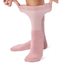 Lastiksiz Bambu Çorap %87 Bambu Ayağı Sıkmayan Yumuşak Nefes Alabilen Unisex Pembe
