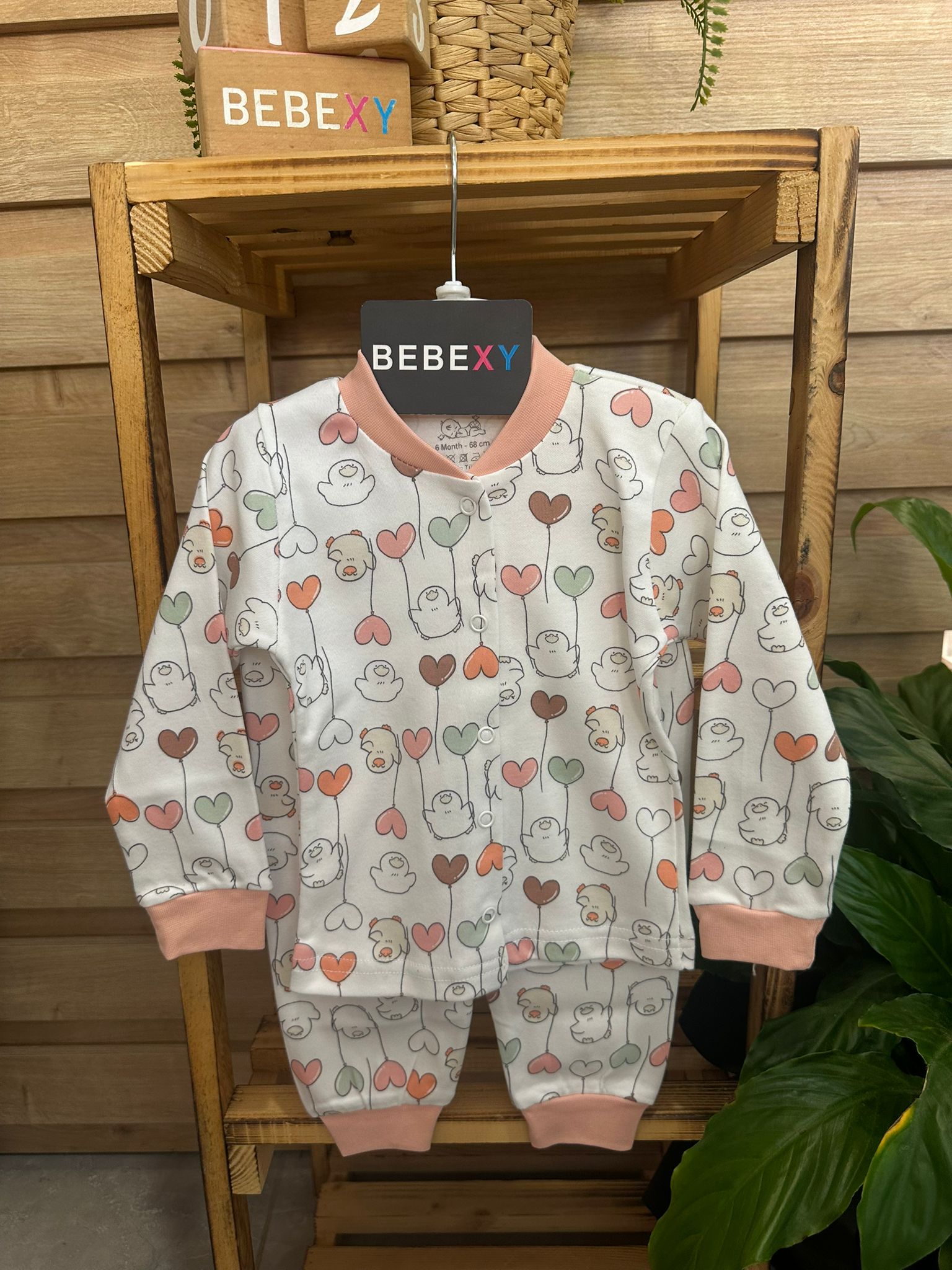 Civcivli Kalpli Bebek Pijama Takımı 