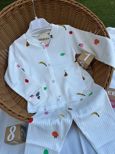 Meyve Desenli  Pijama Takımı  Düğmeli  