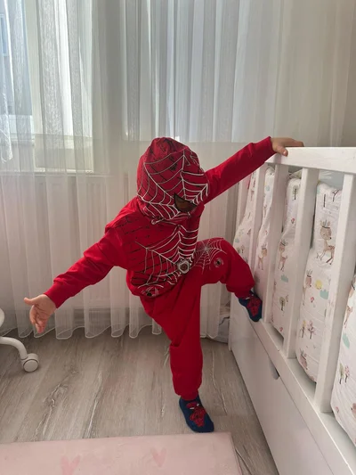 Örümcek Adamlı Alt Üst Takım