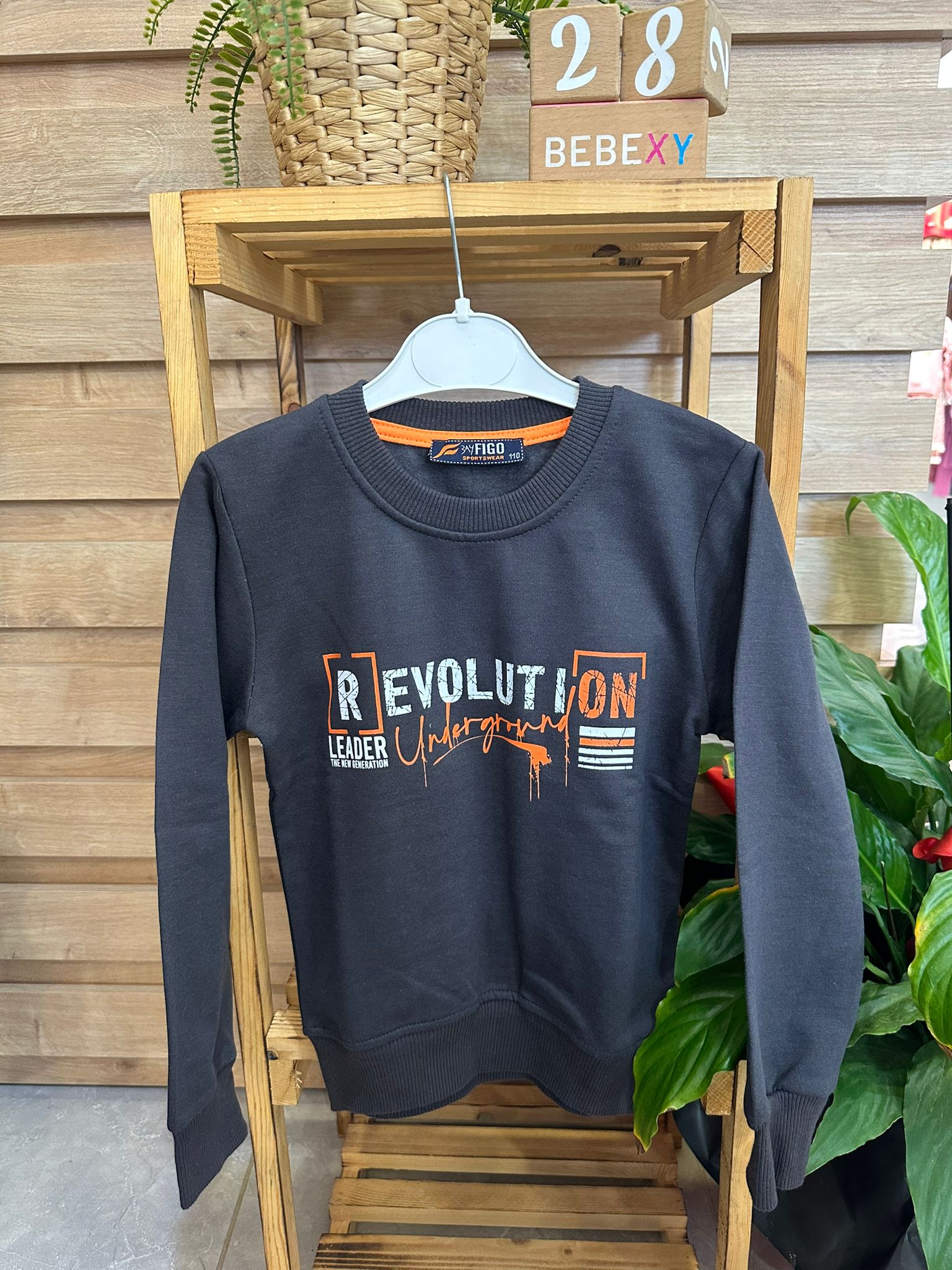 Revolutıon Baskılı Sweatshirt 