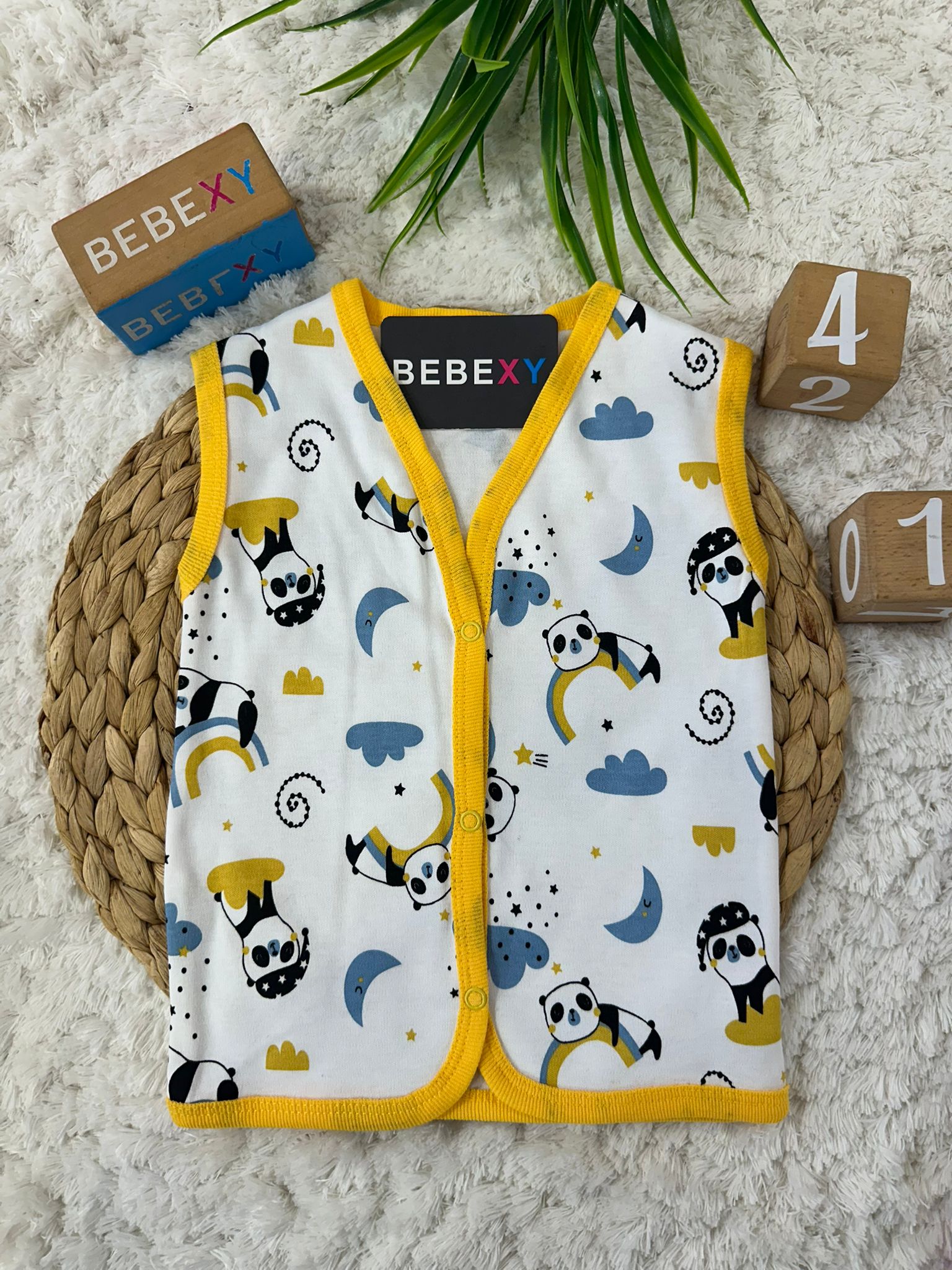Penguen Baskılı Bebek Yelek 