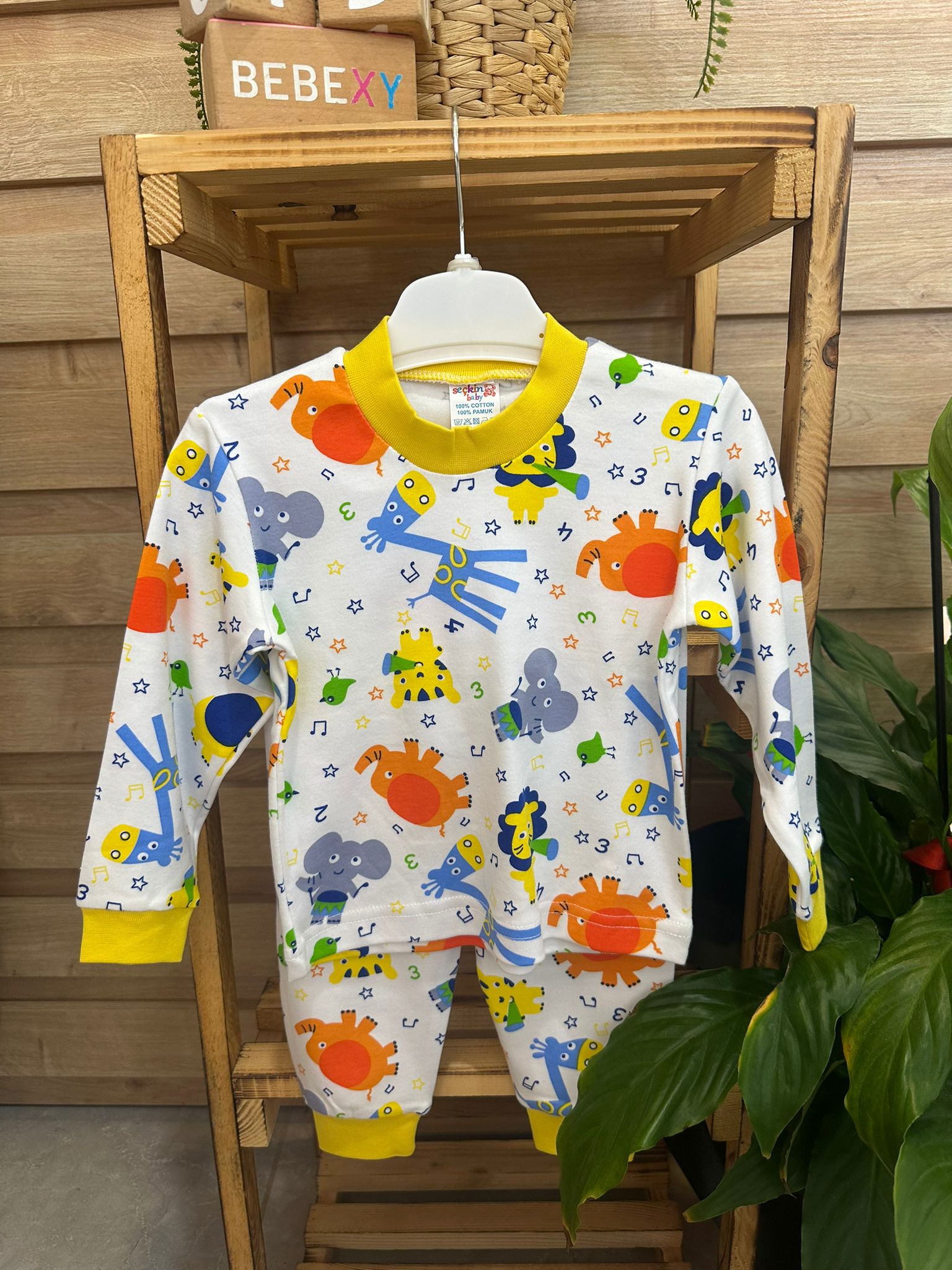 Hayvanlar Alemi  Bebek Pijama Takımı 