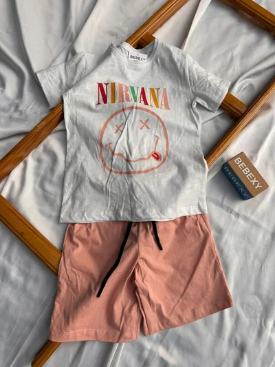 Nırvana Yazılı Şortlu Pembe Takım