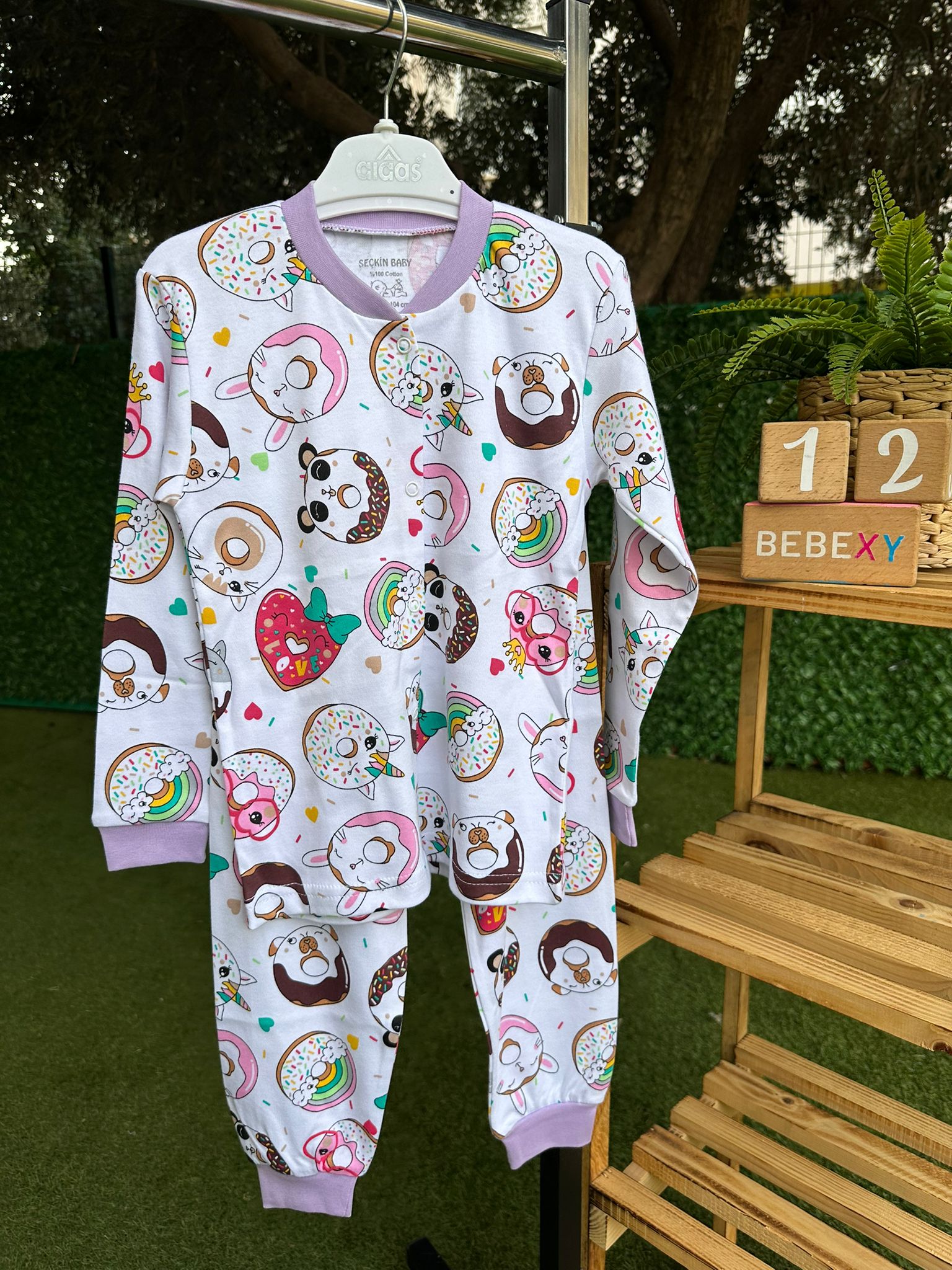 Donatlı  Pijama Takımı  Mor Yakalı