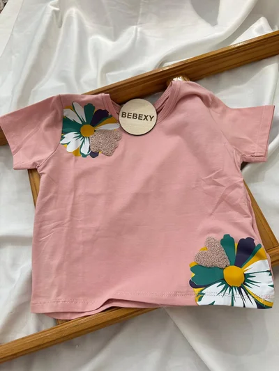 Renkli Papatya Baskılı Crop Tişört Pembe
