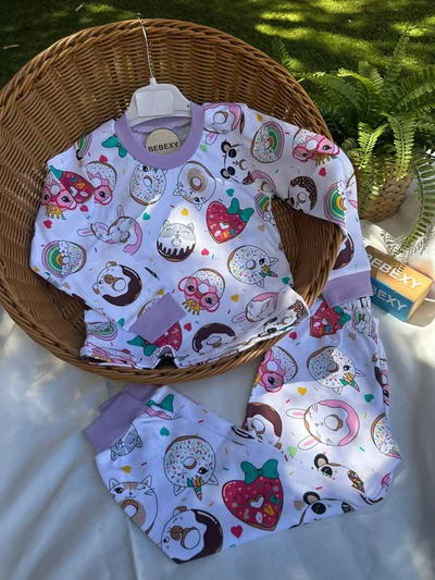 Renkli Donat Baskılı Pijama Takımı
