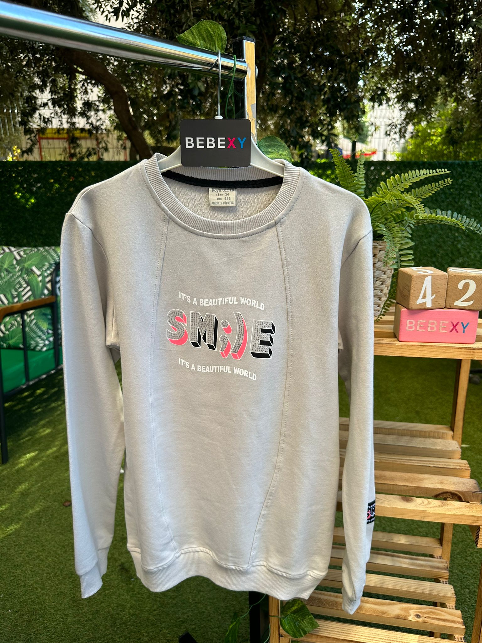 Smile Taşlı Sweatshirt 