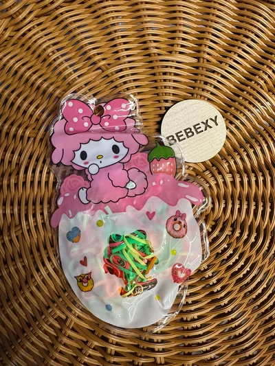 Cüzdanlı Minik Lastik Toka Renkli 
