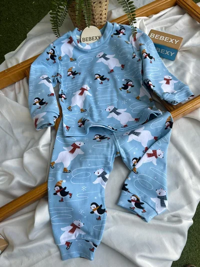 Buz Pateni Yapan Ayı Pijama Takımı Mavi
