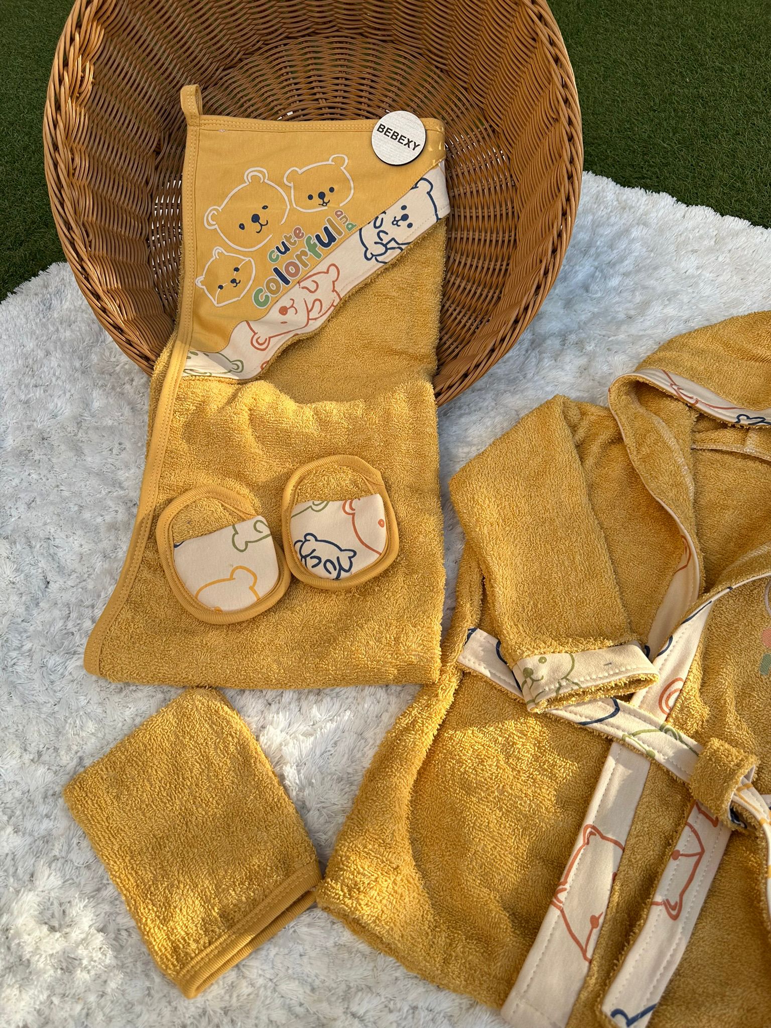 Cute Colourful Baskılı Beş Parça Havlu -Bornoz  Set Sarı