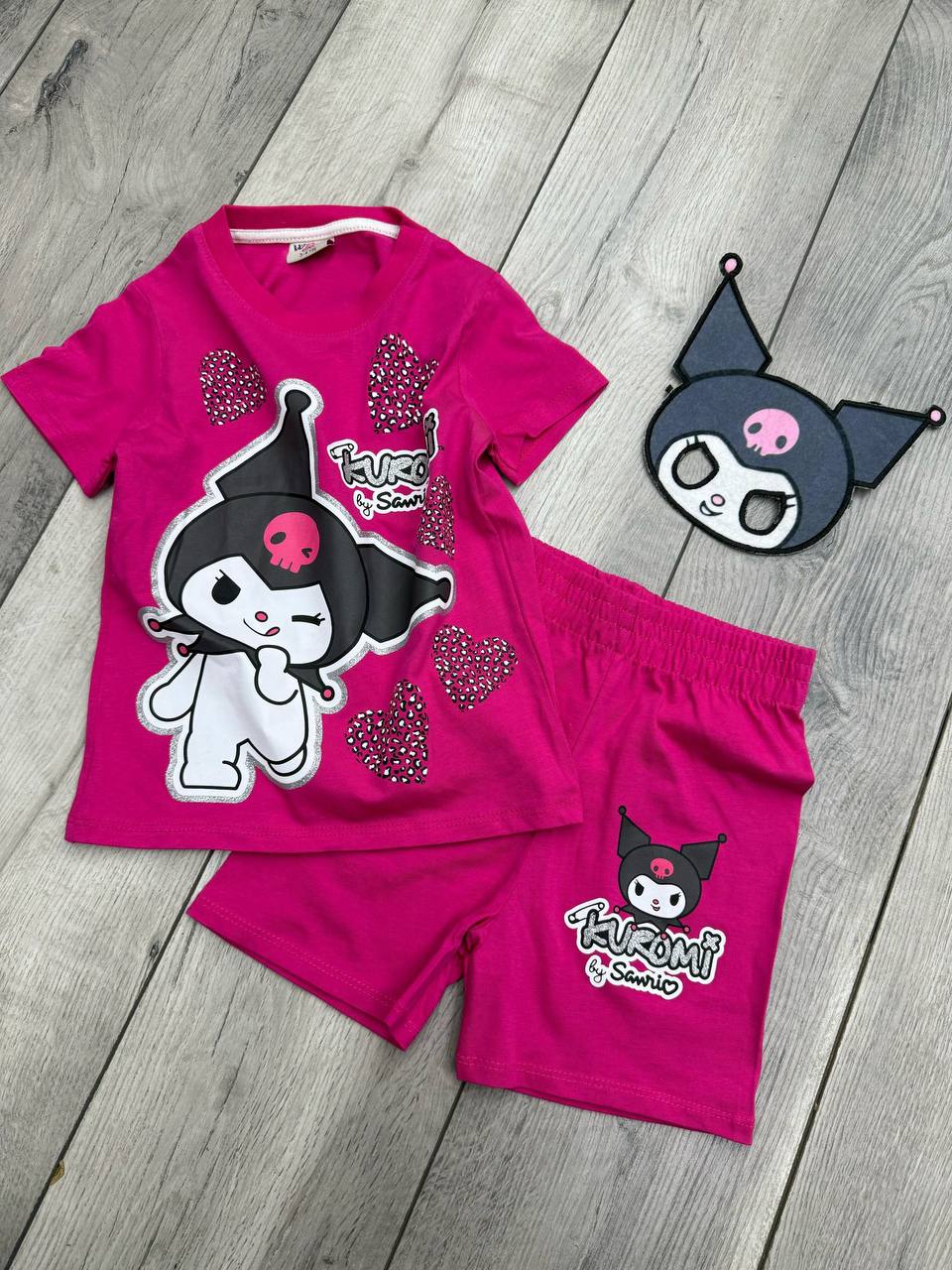Kuromi Baskılı Kız Çocuk Kuromi Maskeli Tişört Ve Şort Fuşya Takım