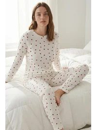 Bisiklet Yaka Kalp Beyaz Waffle Kumaş  Pijama Takımı