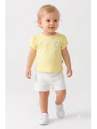 Kız Bebek Tişört ve Kalp Desenli Gabardin Şort Takımı (9-24 Ay)