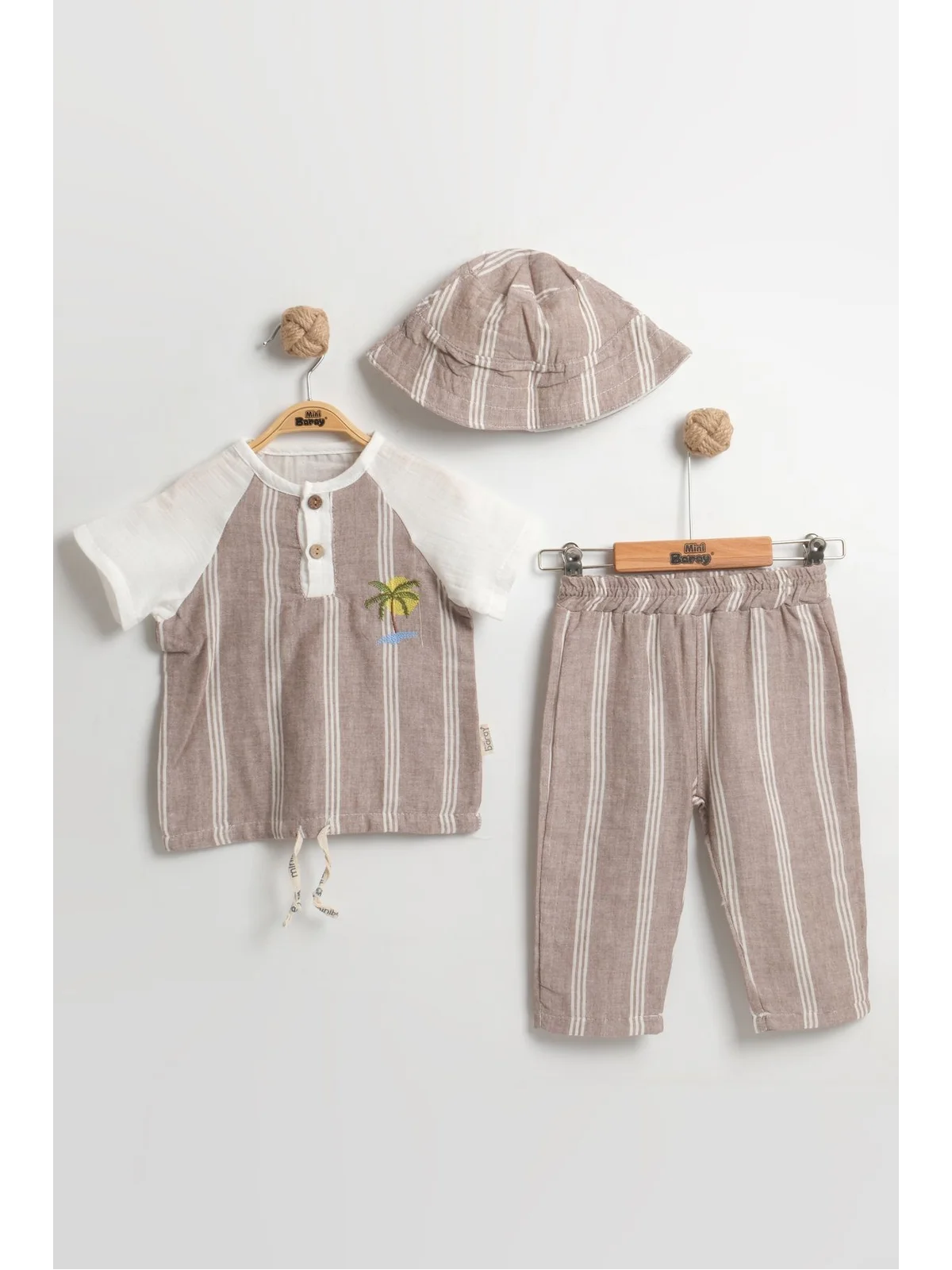 Şapkalı 3'lü Çizgili Bebek Takımı 9-12-18 Ay - Body+Şort+Şapka Müslin Set