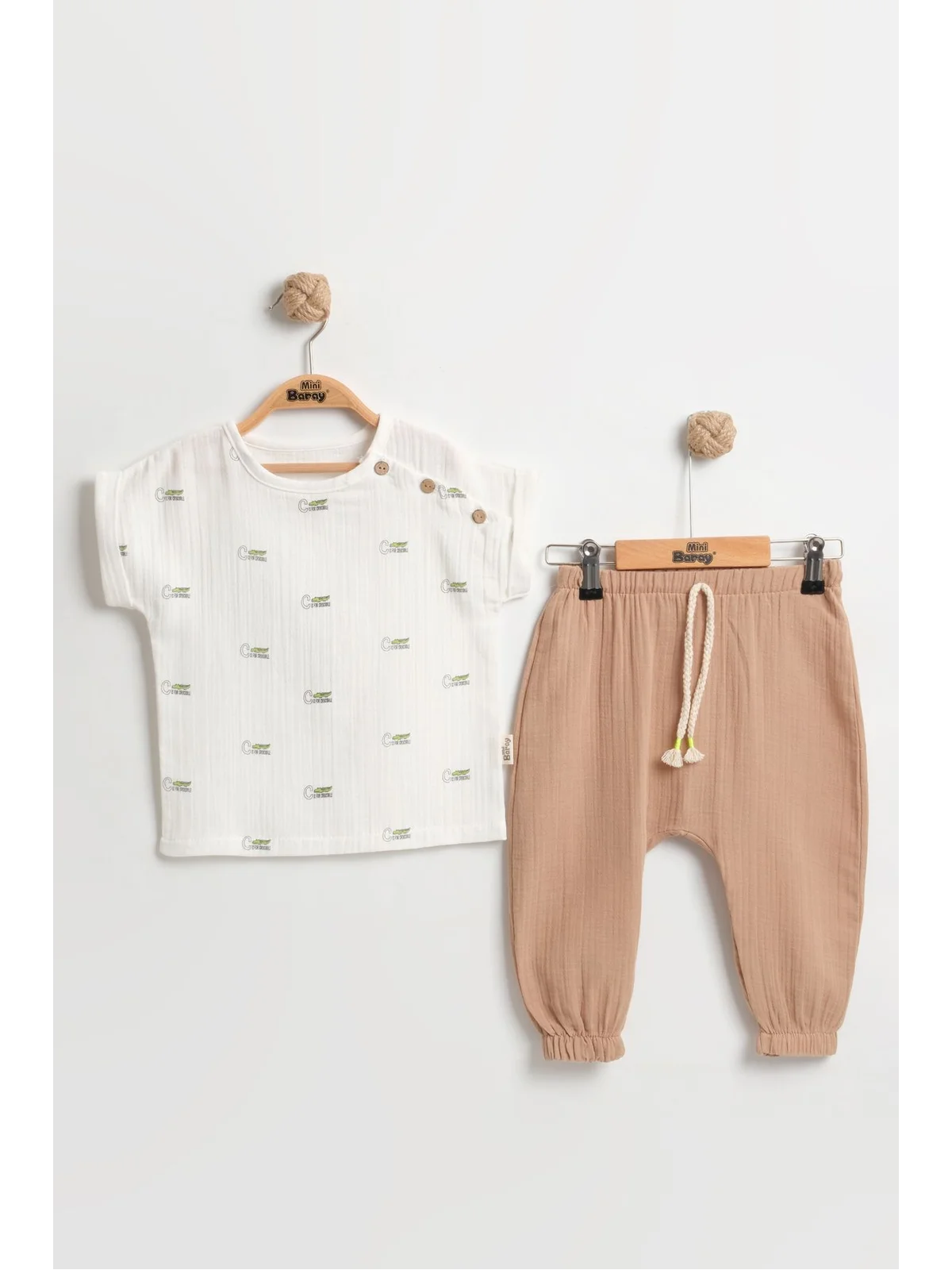 Timsah Desenli Erkek Bebek Body+Şort Takımı 9-12-18 Ay - %100 Pamuk Müslin Yazlık Set