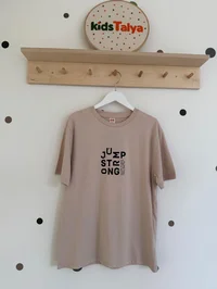 Erkek Çocuk Yazı Baskılı Tshirt-Taş Rengi